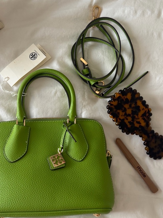 Tory Burch Handbags - Tory Burch Matcha Green Leather Satchel